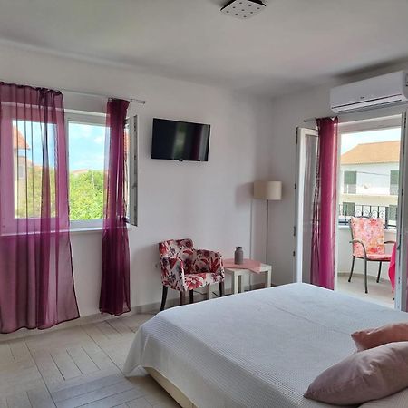 Vila Bonbon 2 بيوغْغاد نا موغو المظهر الخارجي الصورة